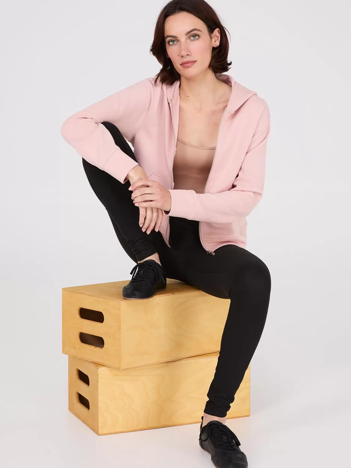Suzy Shier Leggings & Sweatpants*Wide Waistband Leggings